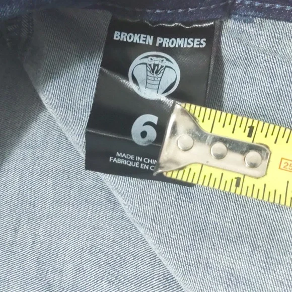 Broken Promises cargo jeans Bad Ass jeans!!! #Skaterjeans - Picture 11 of 16